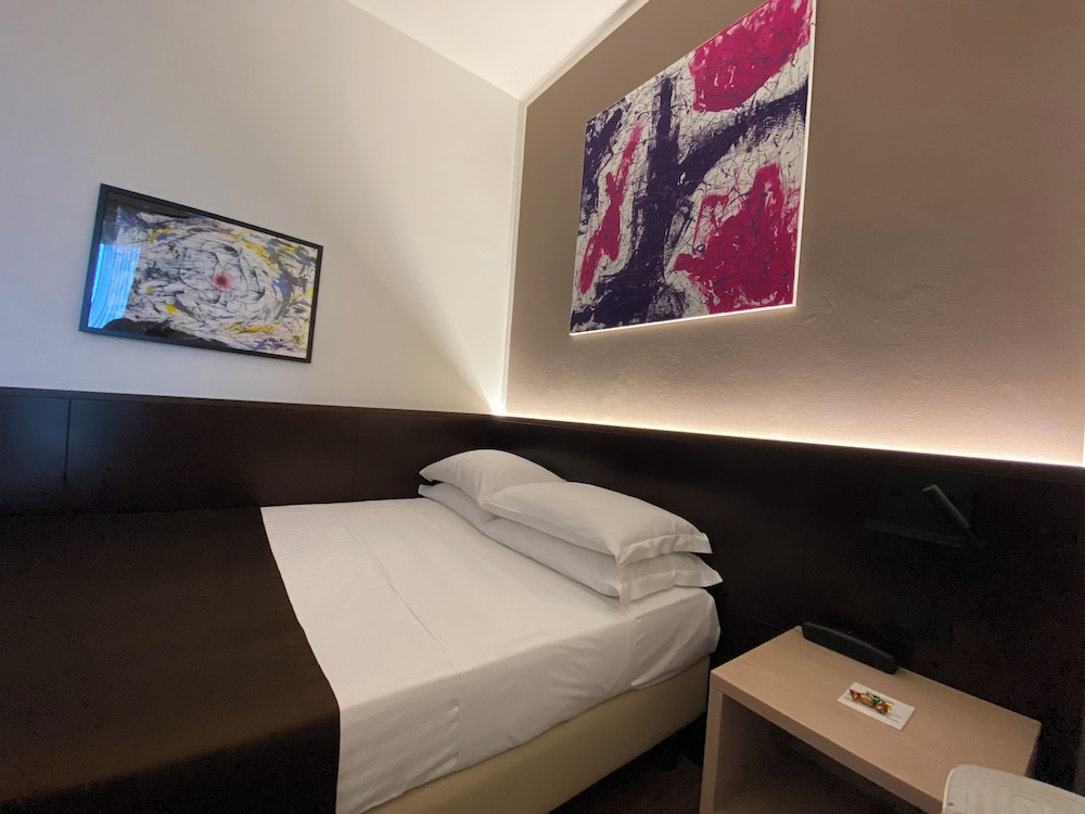 Economy Room photo 2