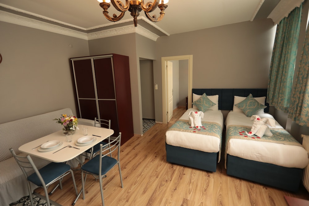 Family Room (Superior) photo 1