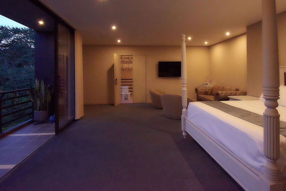 Luxury Room photo 3