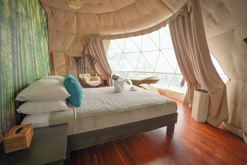 Honeymoon Suite, Balcony, Partial Ocean View