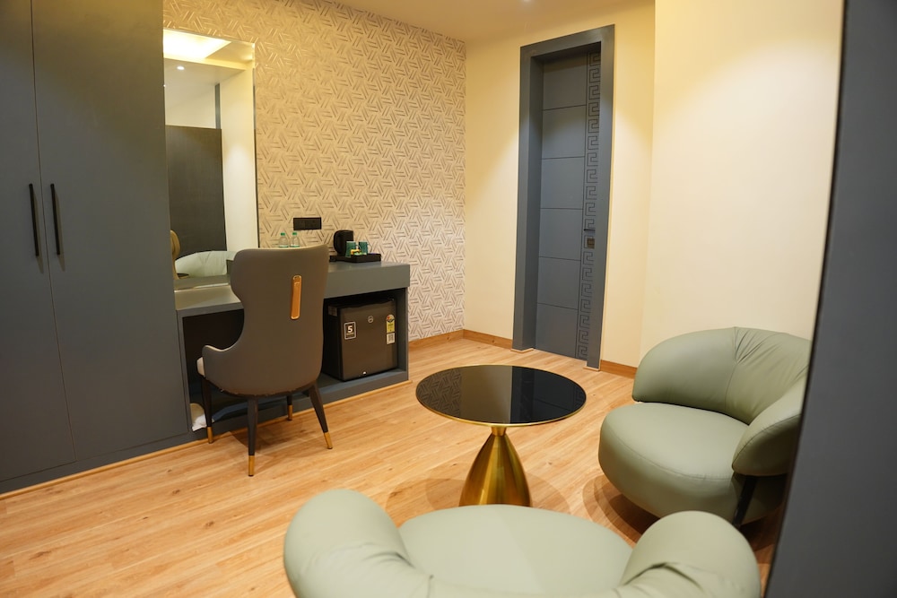Presidential Room