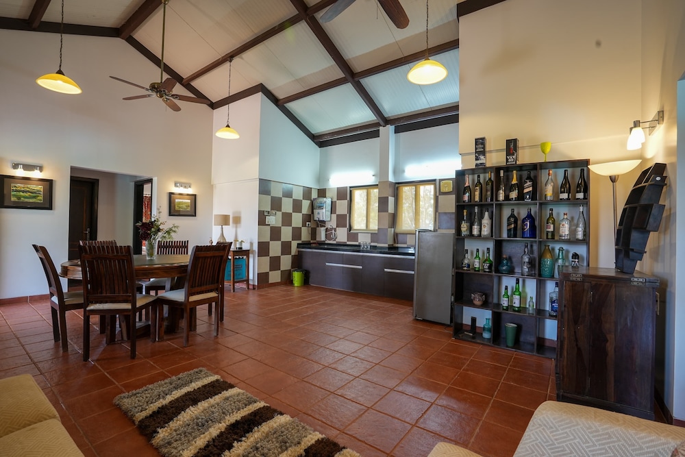Family Bungalow, 4 Bedrooms photo 2