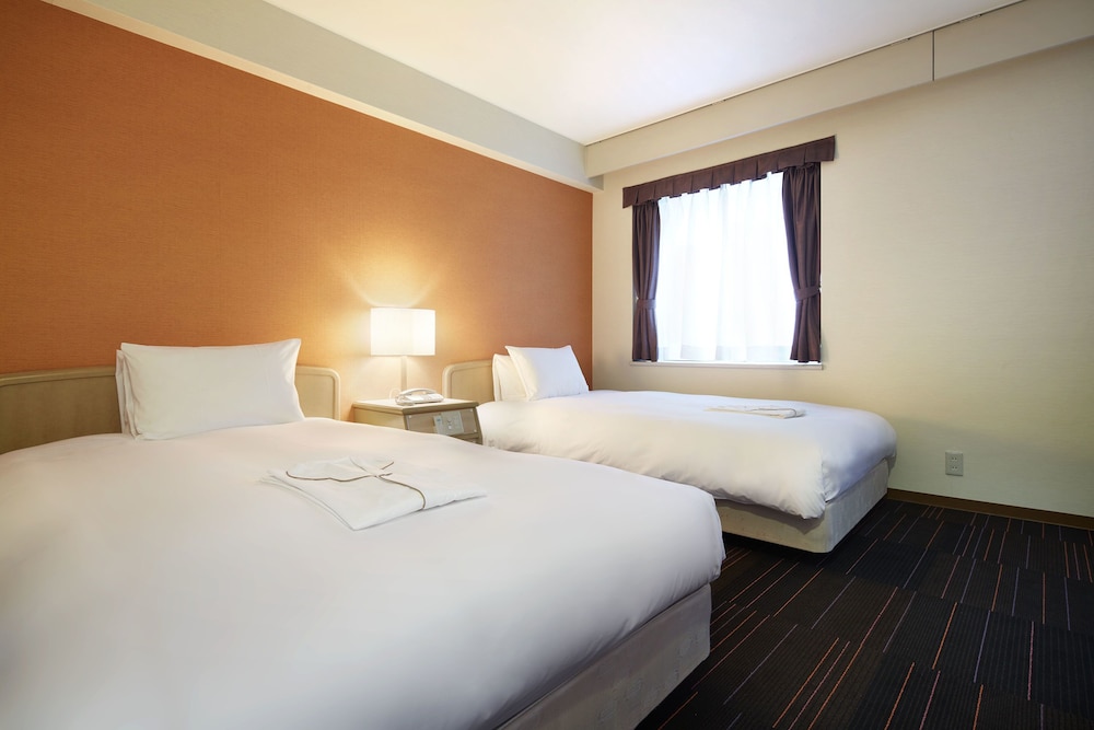 Standard Twin Room, Non Smoking (for 3 People, 3 beds)