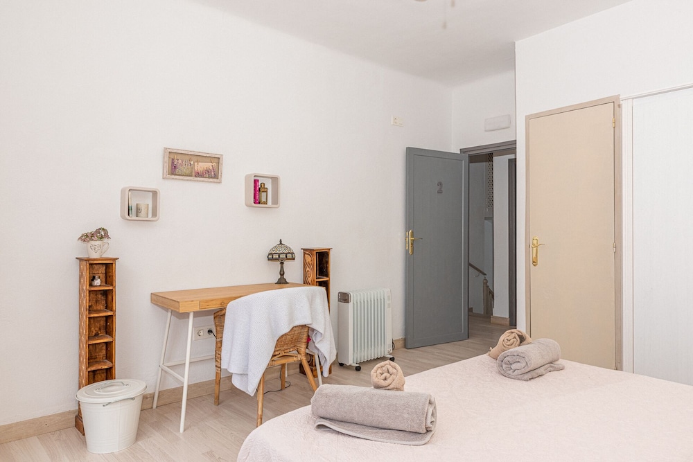 Deluxe Double Room, Private Bathroom, Garden Area, photo 6