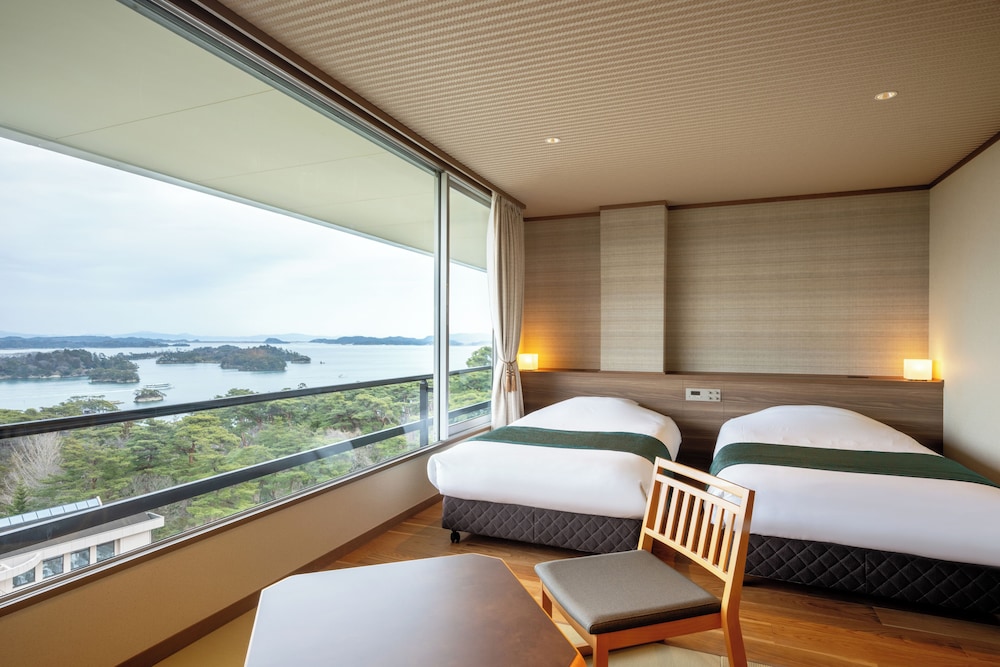 SHOIN-KAKU Japanese Western Room, Ocean 4-6F, Non Smoking photo 2