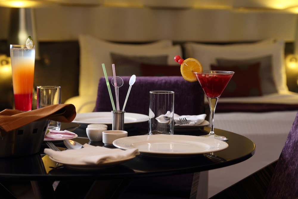 Executive Suite (Executive Suite) - Photo 11