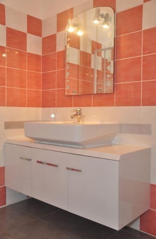 Villa, 4 Bedrooms, Terrace (Villa T5 - 10 personnes max) photo 3