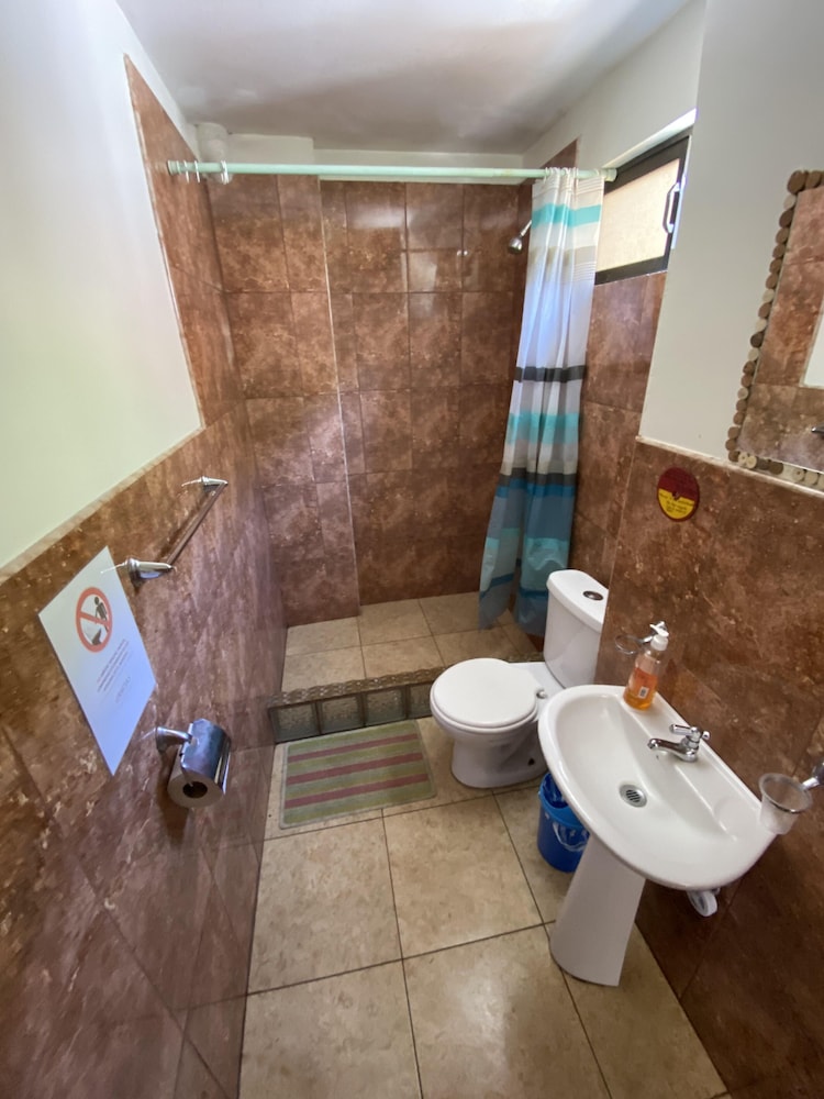 Standard Double Room, 1 Bedroom, Ensuite photo 3