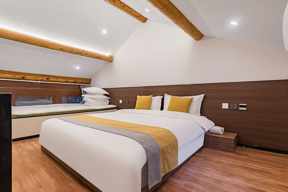 Exclusive Loft