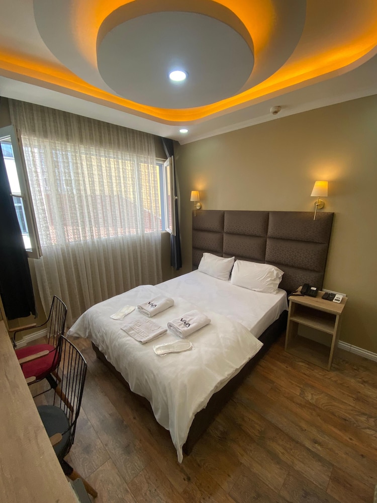Standard Room photo 3