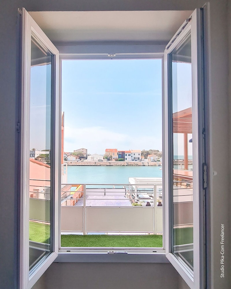 Double Room, Sea View - Photo 4