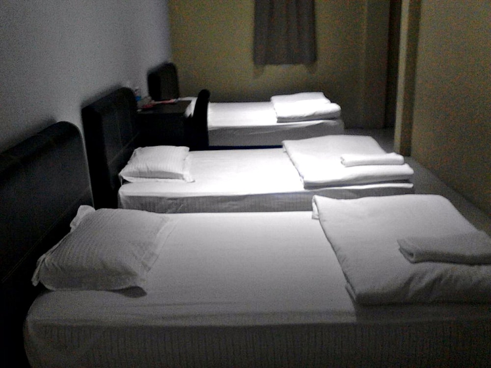 Family Quadruple Room photo 3