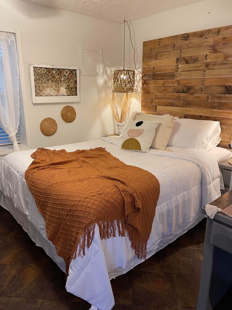 Cottage, 1 Queen Bed photo 1