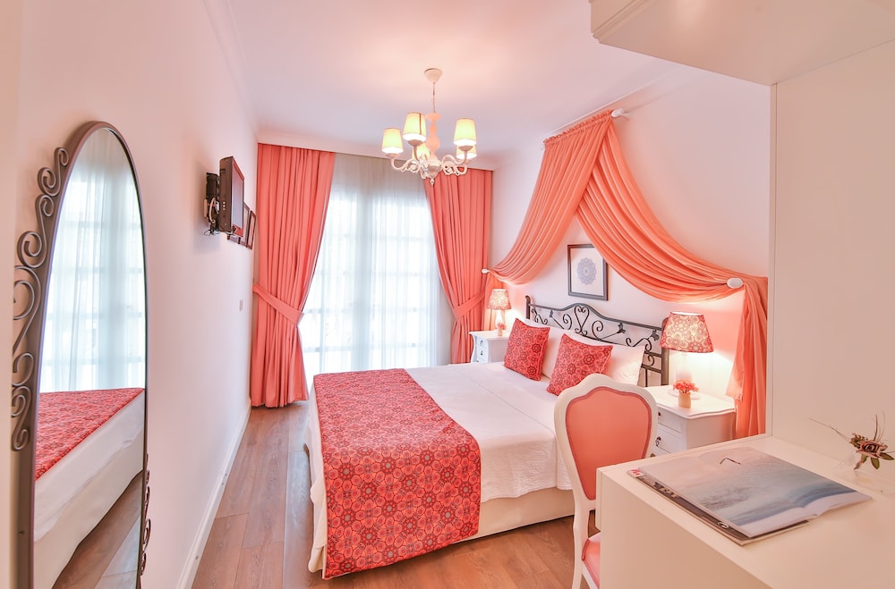 Deluxe Double Room Single Use, 1 Double Bed