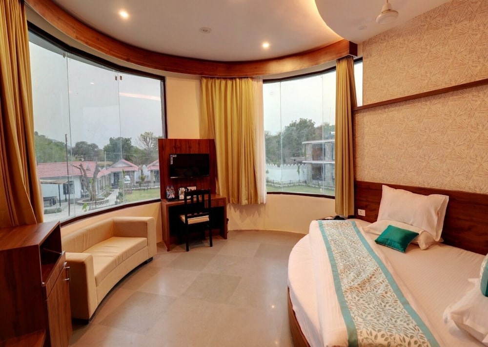 Royal Studio Suite