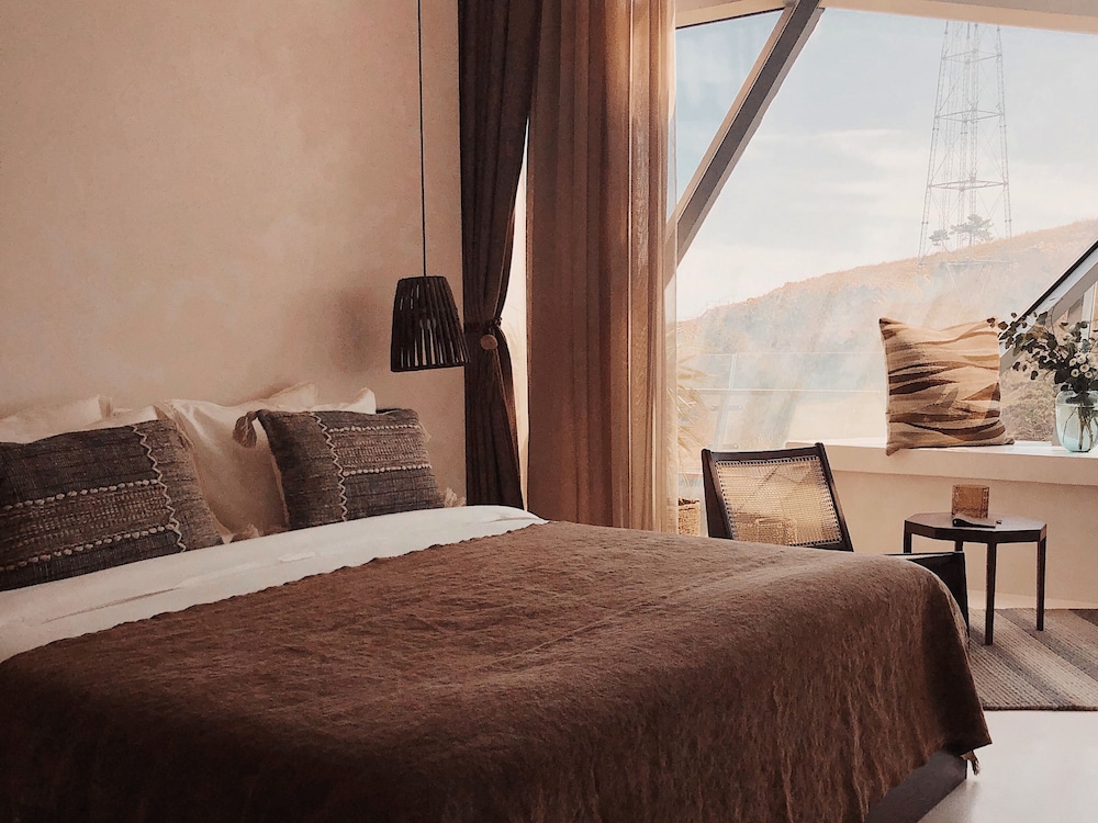 Signature Twin Room photo 2