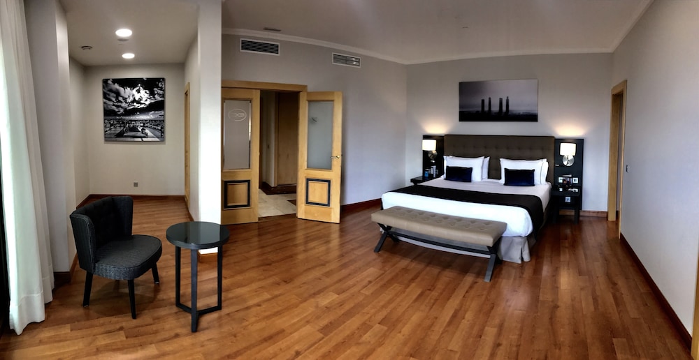 Junior Suite - Photo 5