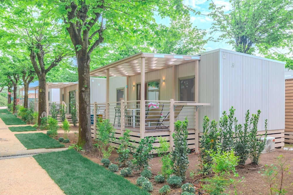 Family Mobile Home photo 1