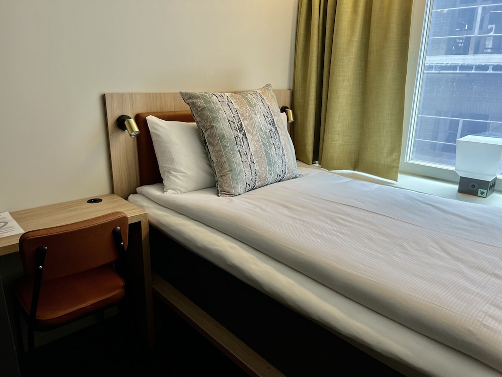 Compact Double Room photo 3