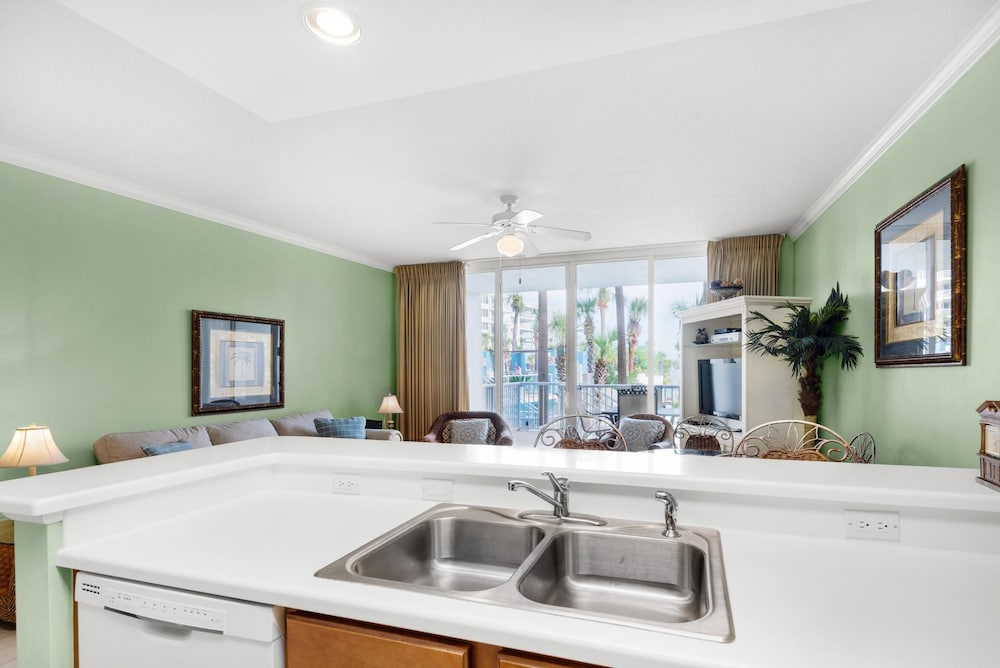 Condo, 1 King Bed with Sofa bed (Destin West Bayside Sandpiper L07) photo 3