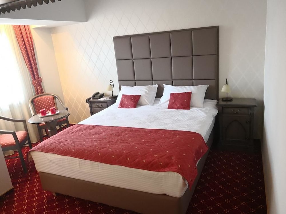 Executive Room, 1 Queen Bed, Balcony photo 1