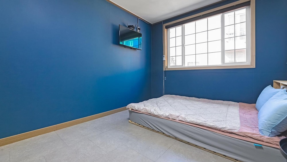Basic Room, 1 Bedroom (204 (Pet)) photo 2