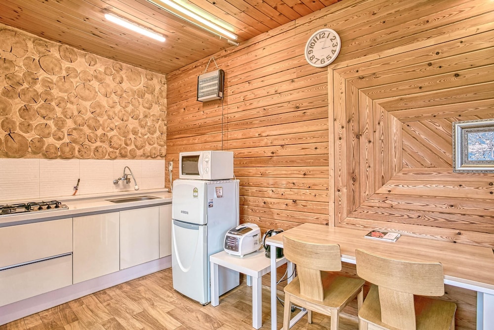 Basic Room, 1 Bedroom (Mahan) - Photo 5