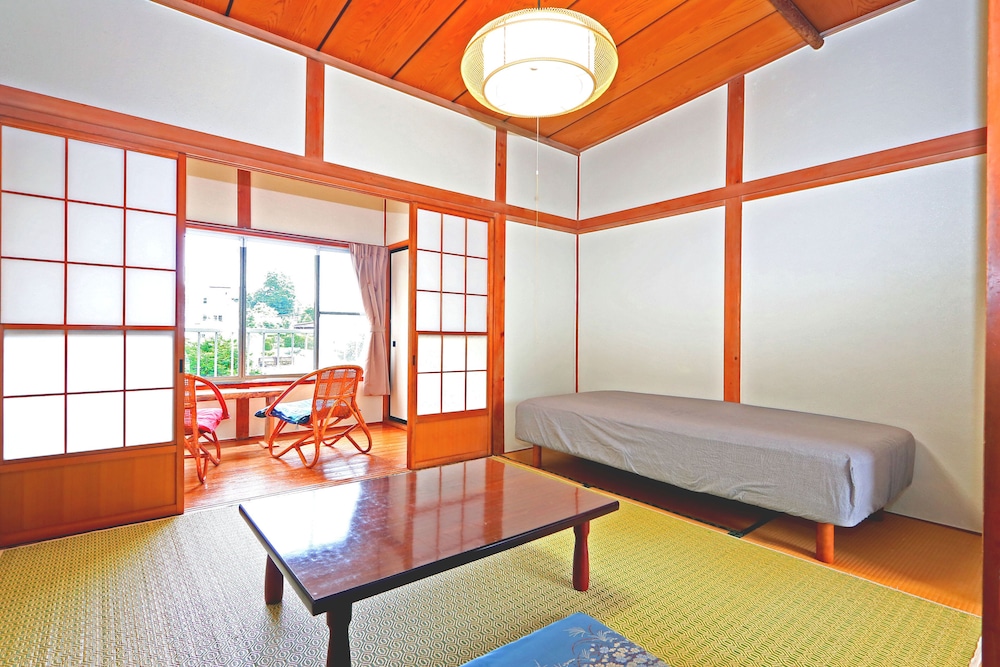 Japanese Style Family Room A for 5 Guests