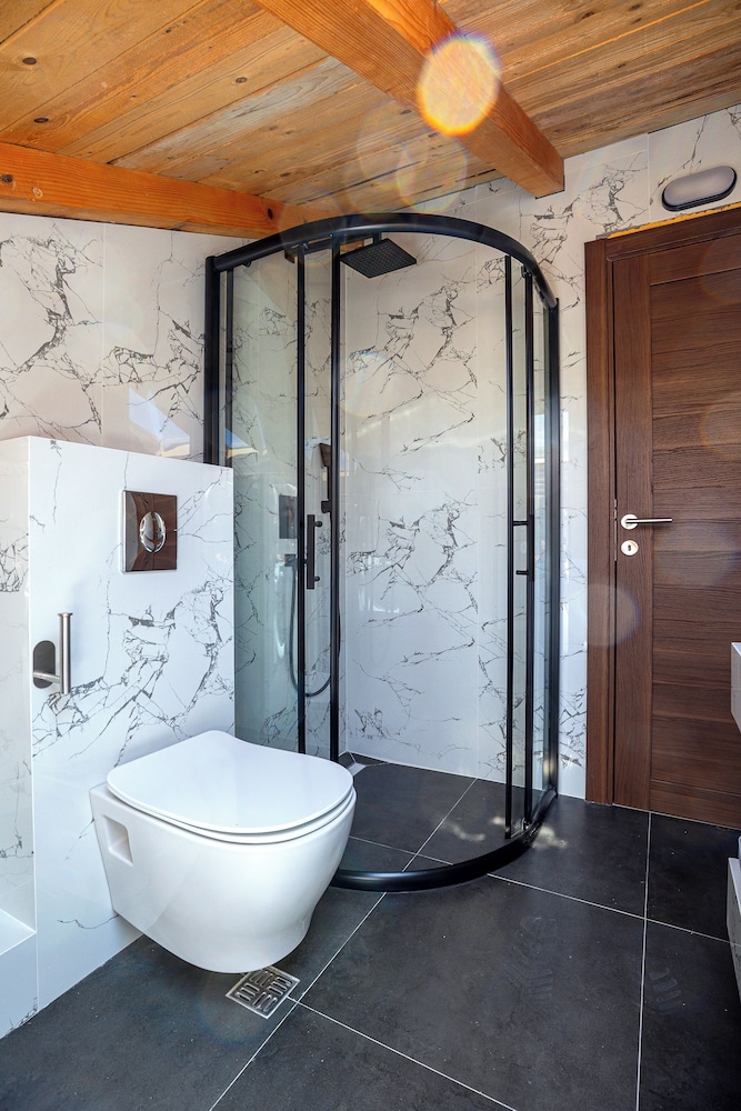 Comfort Apartment, 2 Bedrooms (A4) - Photo 16