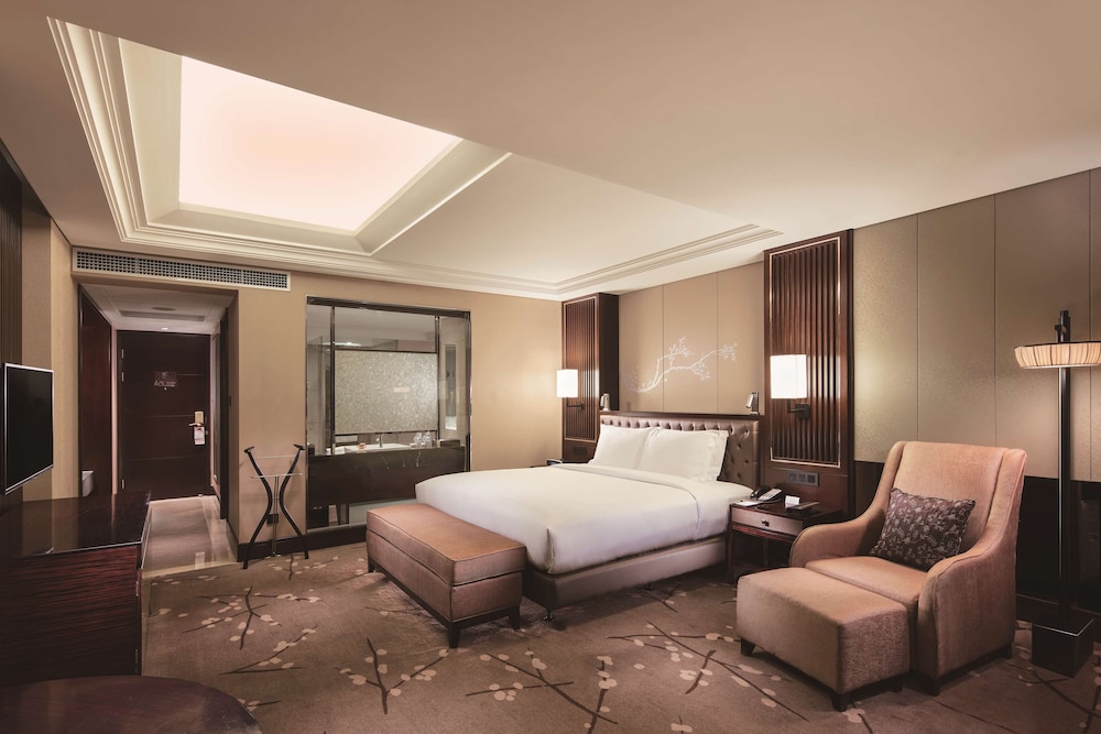 Kind Bed Signature Room thumbnail 5