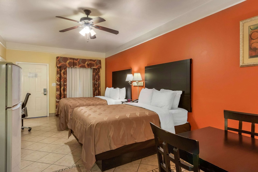 Efficiency, Room, 2 Queen Beds, Non Smoking - Photo 7