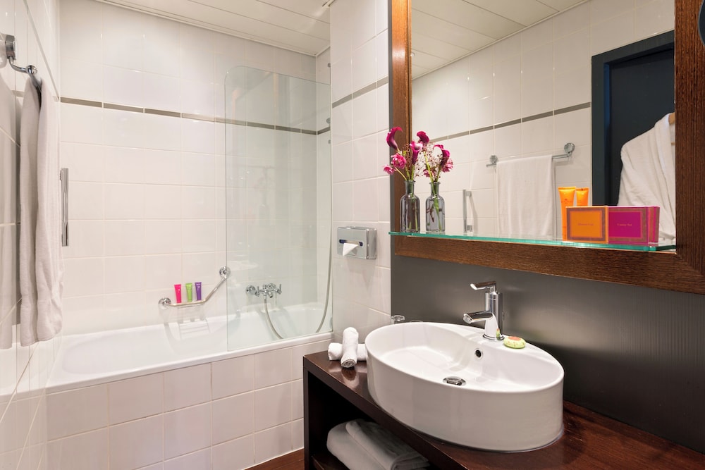 Superior Room - Photo 7