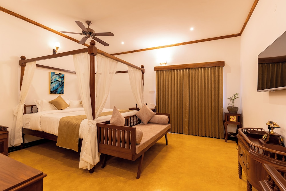 Deluxe Double Room, City View