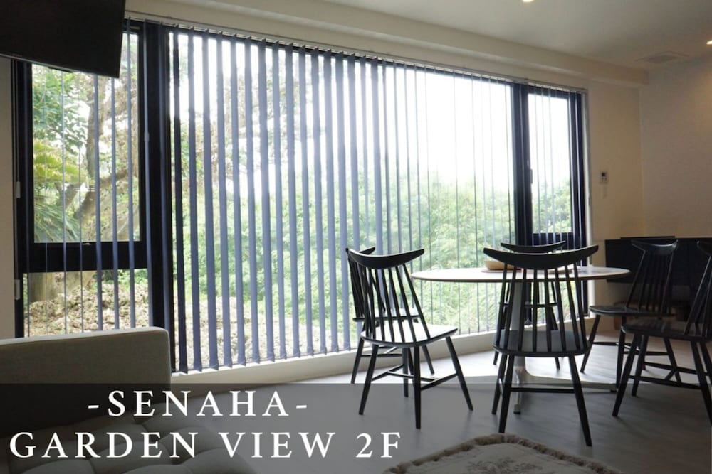 Design Suite, 1 Bedroom, Non Smoking, Partial Ocean View (S02) photo 1