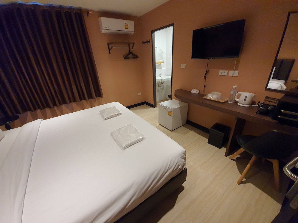 Economy Double Room photo 2