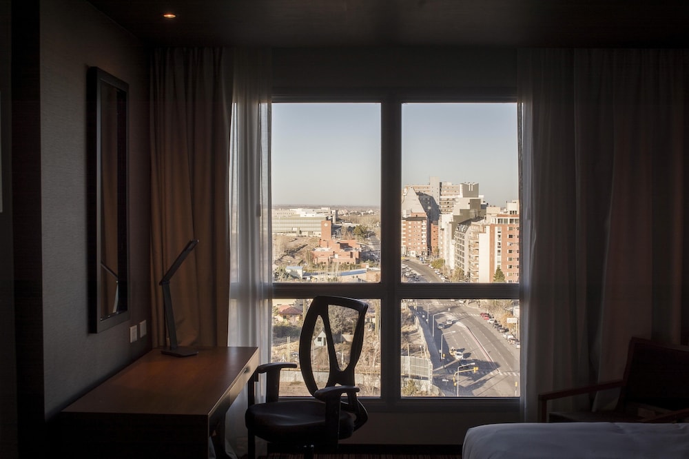 Executive Room, 2 Twin Beds, Bathtub, City View photo 2