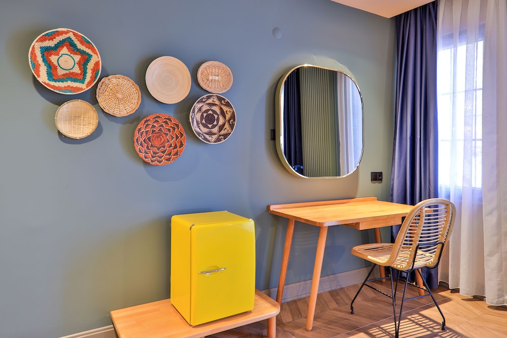 Deluxe Room, Balcony - Photo 14