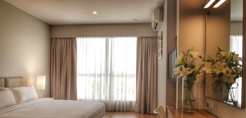 Executive Deluxe Room photo 2