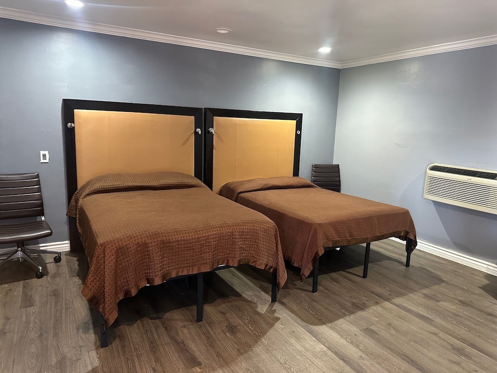 Deluxe Double Room, 2 Queen Beds