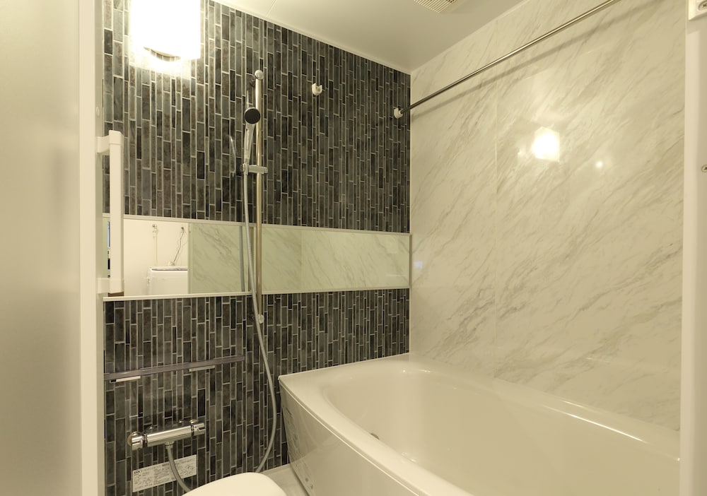 Standard Suite - Photo 29