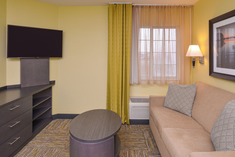 Suite, 1 Bedroom, Accessible (Mobility) - Photo 13
