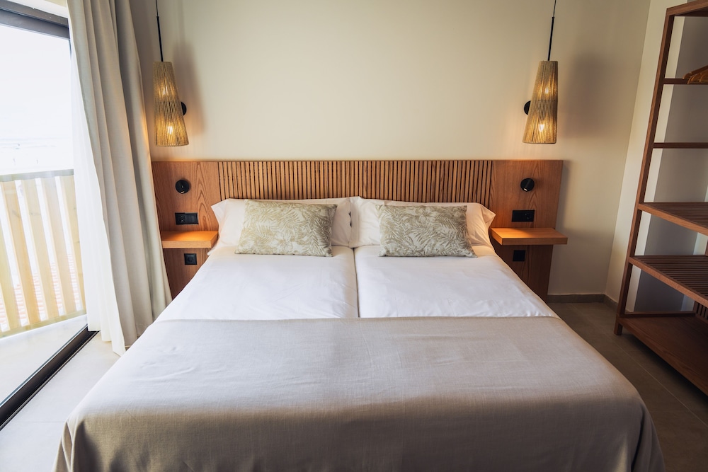 Superior Double Room, Balcony