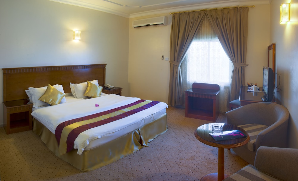 Suite, 1 Bedroom photo 2