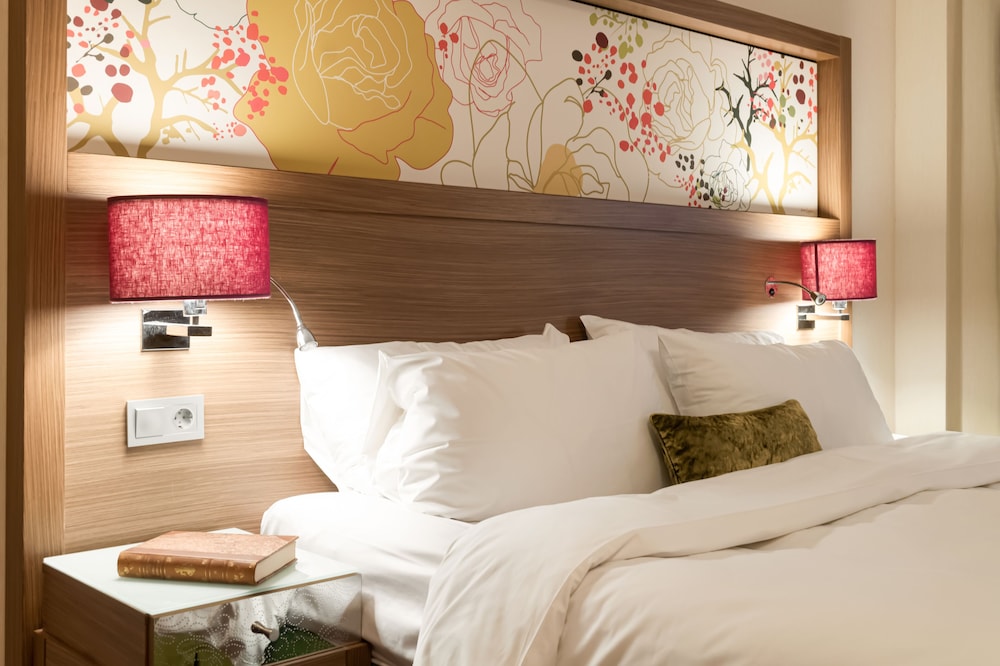 Deluxe Double Room - Photo 1