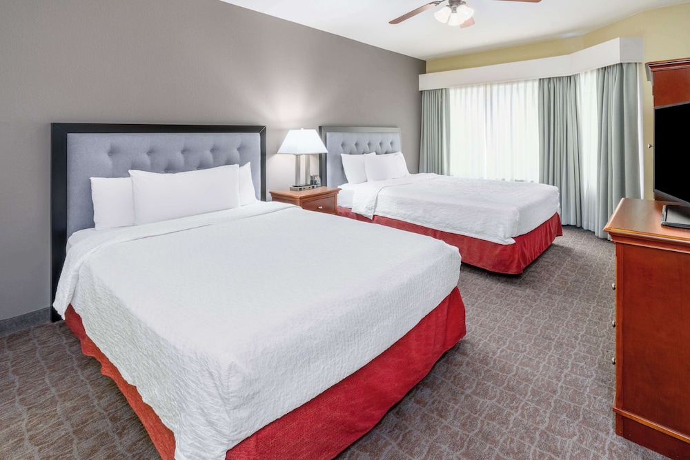 Suite, Accessible, Bathtub (Mobility & Hearing) - Photo 6