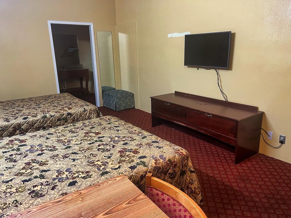 Premium Room, 2 Queen Beds, Smoking