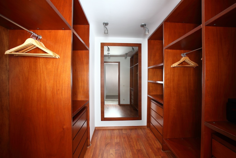 Suite 81 - Photo 3