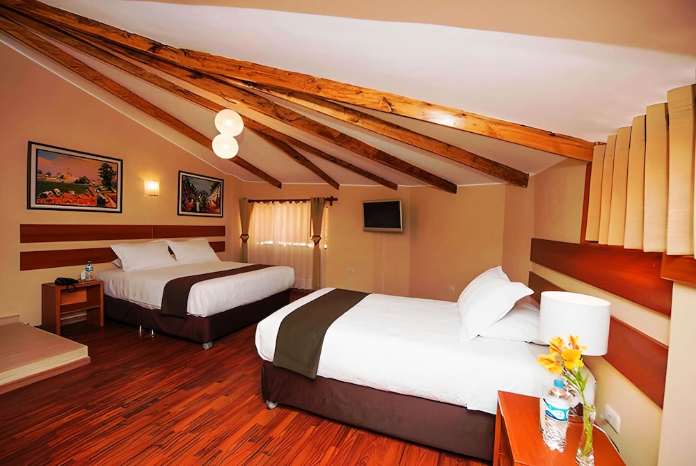 Superior Double or Twin Room, Valley View (City view) photo 2