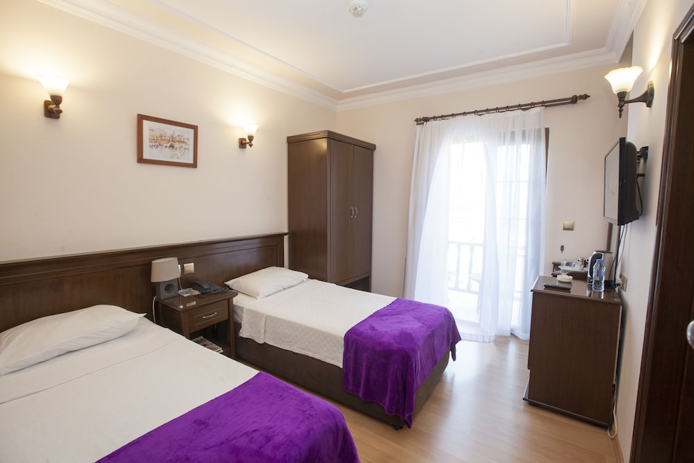 Standard Double or Twin Room, 2 Twin Beds photo 1