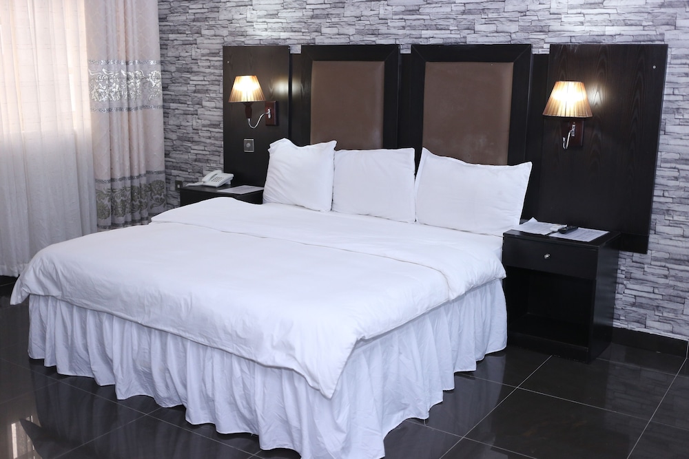 Executive Room - Photo 1